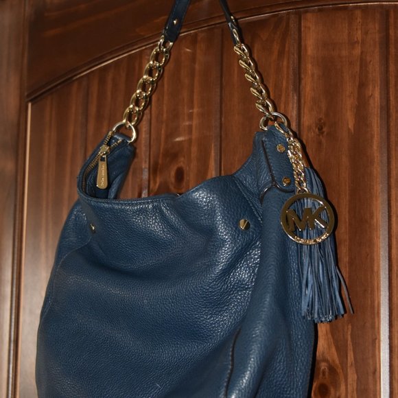 Michael KORS navy blue MEGAN Crossbody shoulder SLOUCH handbag LEATHER gold - Picture 3 of 15